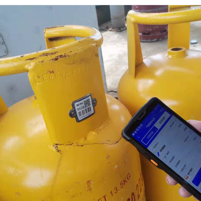 Funzionamento in tempo reale di Android del sistema di tracciamento del cilindro del codice a barre